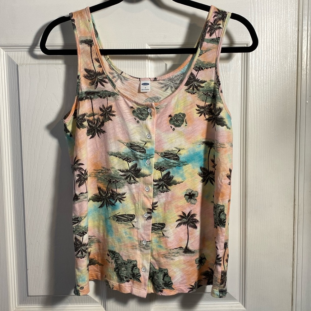Old Navy Women’s Small Tropical Palm Tree Hawaiian Print Button Front Tank Top